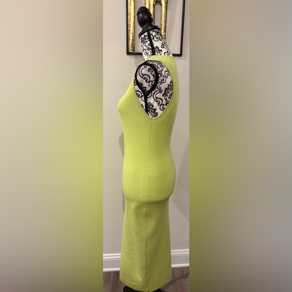 Express Green One-Shoulder Ribbed Dress - Picture 7 of 9